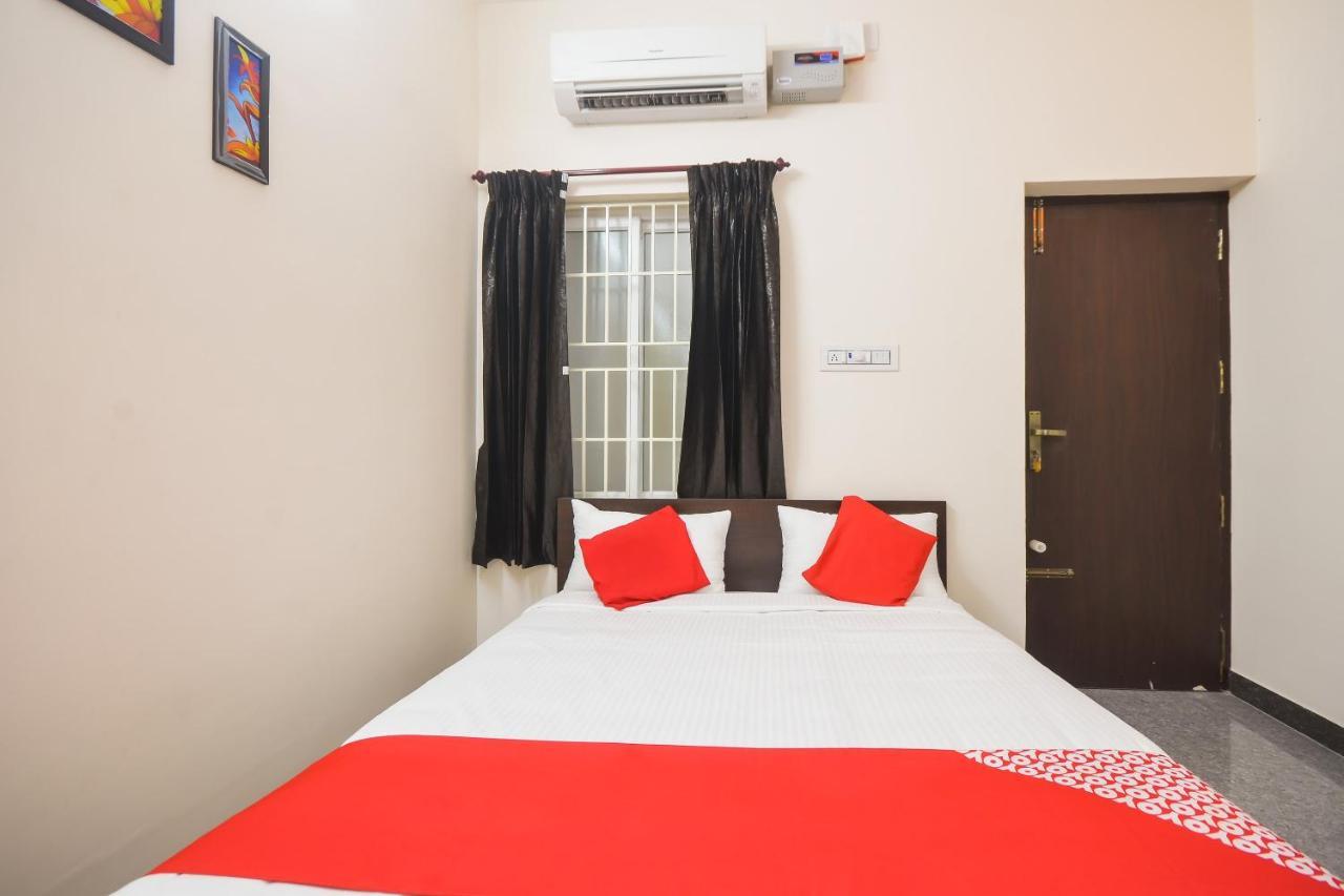 Hotel Oyo 70250 Royal Residency à Nāmakkal Extérieur photo