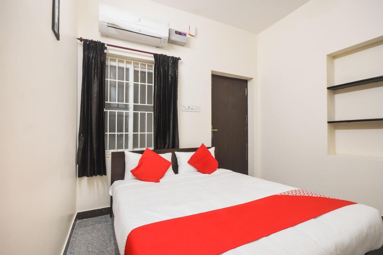 Hotel Oyo 70250 Royal Residency à Nāmakkal Extérieur photo