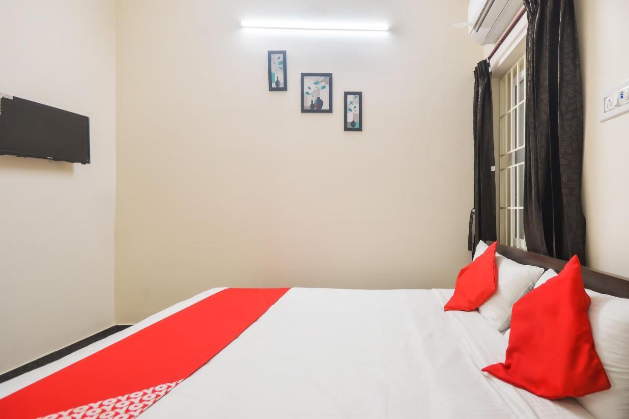 Hotel Oyo 70250 Royal Residency à Nāmakkal Extérieur photo